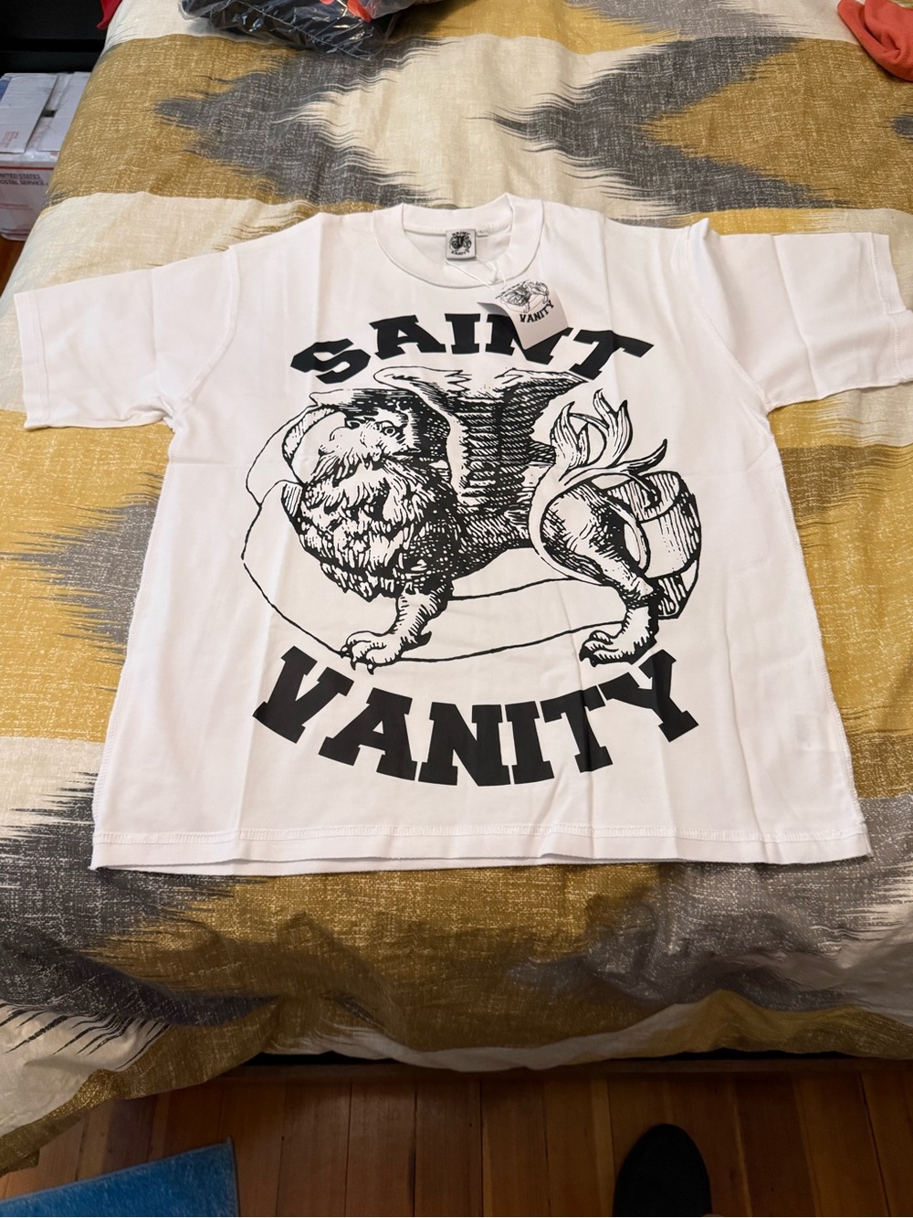 Saint Vanity White Graphic Short Sleeve Tee - Lion Design Size L